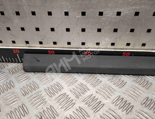 Молдинг двери передней правой Volkswagen Passat B6 (3C) 2005-2010  Volkswagen Passat Passat B6 (3C) 2005-2010