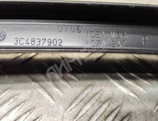Накладка двери передней левой Volkswagen Passat B6 (3C) 2005-2010  Volkswagen Passat Passat B6 (3C) 2005-2010