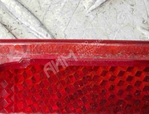 Катафот Volkswagen Passat B6 (3C) 2005-2010  Volkswagen Passat Passat B6 (3C) 2005-2010