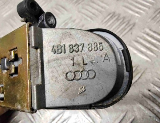 Ручка наружная передняя левая Audi A6 C5 (4B) 2001-2004 рестайлинг  Audi A6 A6 C5 (4B) 2001-2004 рестайлинг