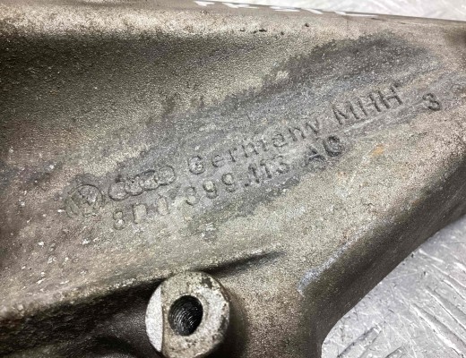 Кронштейн КПП Audi A6 C5 (4B) 1997-2001  Audi A6 A6 C5 (4B) 1997-2001