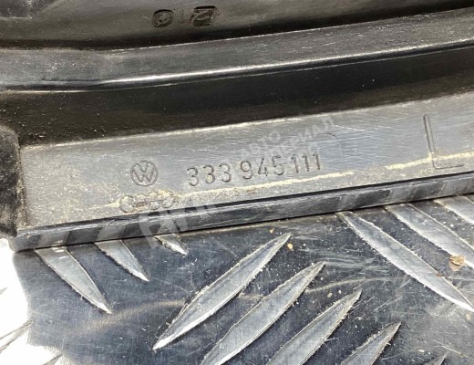 Фонарь задний левый Volkswagen Passat B3 1988-1993  Volkswagen Passat Passat B3 1988-1993