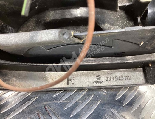 Фонарь задний правый Volkswagen Passat B3 1988-1993  Volkswagen Passat Passat B3 1988-1993