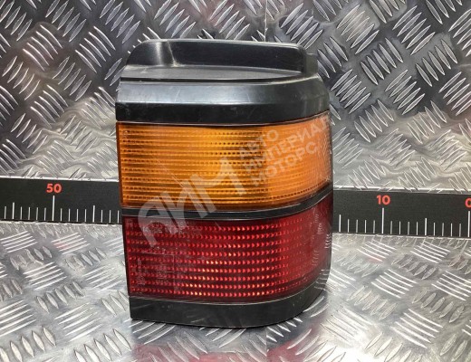 Фонарь задний правый Volkswagen Passat B3 1988-1993  Volkswagen Passat Passat B3 1988-1993