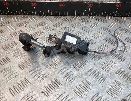 Датчик положения кузова Renault Megane II 2002-2006  Renault Megane Megane II 2002-2006