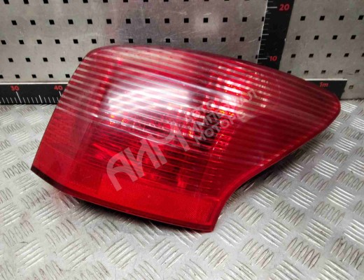 Фонарь задний правый Peugeot 407 2004-2010  Peugeot 407 407 2004-2010