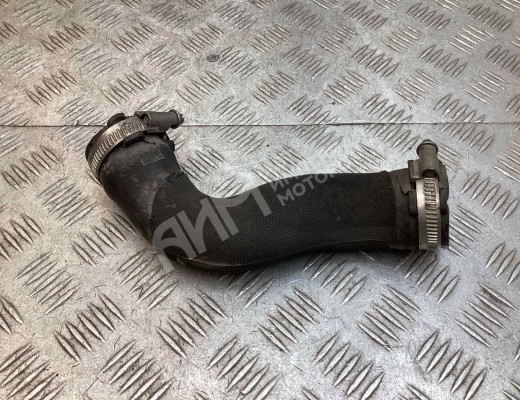 Патрубок интеркулера Audi A6 C6 (4F) 2004-2008  Audi A6 A6 C6 (4F) 2004-2008
