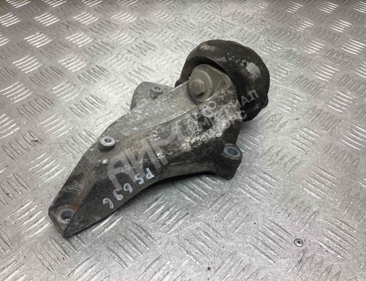 Кронштейн КПП Audi A6 C5 (4B) 1997-2001  Audi A6 A6 C5 (4B) 1997-2001