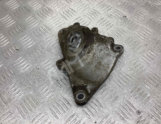 Кронштейн КПП Audi A6 C5 (4B) 2001-2004 рестайлинг  Audi A6 A6 C5 (4B) 2001-2004 рестайлинг