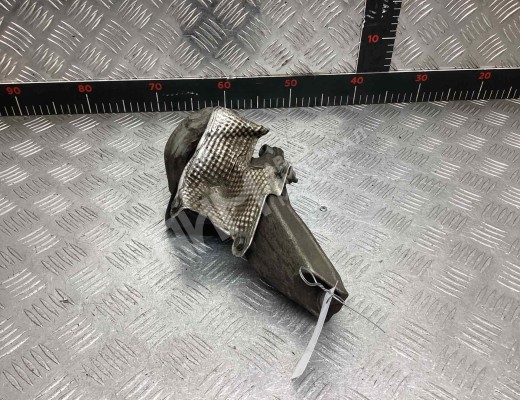 Кронштейн крепления амортизатора Audi A6 C5 (4B) 1997-2001  Audi A6 A6 C5 (4B) 1997-2001