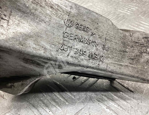 Кронштейн КПП Audi 100 C3 1982-1991  Audi 100 100 C3 1982-1991