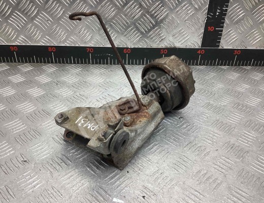 Подушка крепления КПП Volkswagen Transporter T4 (7D) 1990-1997  Volkswagen Transporter Transporter T4 (7D) 1990-1997