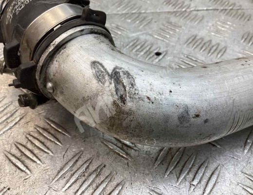 Патрубок интеркулера Audi A6 C6 (4F) 2004-2008  Audi A6 A6 C6 (4F) 2004-2008