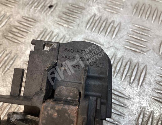 Ручка наружная передняя правая Audi A6 C5 (4B) 2001-2004 рестайлинг  Audi A6 A6 C5 (4B) 2001-2004 рестайлинг