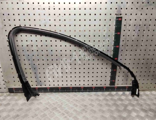 Накладка двери передней правой Chevrolet Cruze I (J300) 2009-2015  Chevrolet Cruze Cruze I (J300) 2009-2015