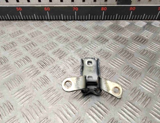 Петля двери передней правой Chevrolet Cruze I (J300) 2009-2015  Chevrolet Cruze Cruze I (J300) 2009-2015