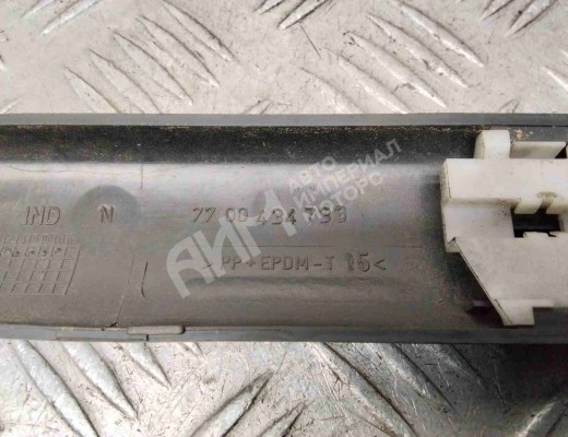 Молдинг двери передней левой Renault Laguna I (X56) 1993-2001  Renault Laguna Laguna I (X56) 1993-2001