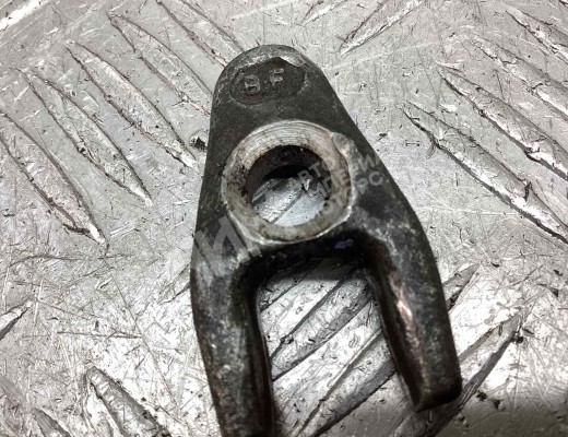 Скоба (кронштейн) крепления форсунки Renault Megane I 1995-2002  Renault Megane Megane I 1995-2002