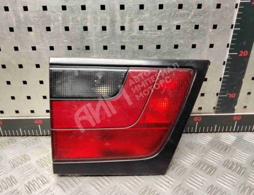 Фонарь крышки багажника правый Peugeot 806 1994-2002  Peugeot 806 806 1994-2002