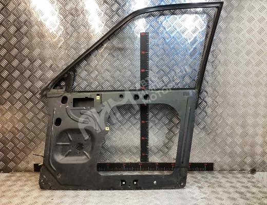 Рамка двери передней правой Audi 100 C3 1982-1991  Audi 100 100 C3 1982-1991