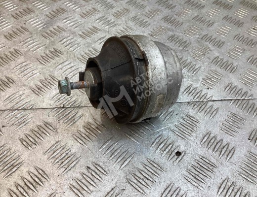 Подушка крепления двигателя Audi A6 C5 (4B) 1997-2001  Audi A6 A6 C5 (4B) 1997-2001