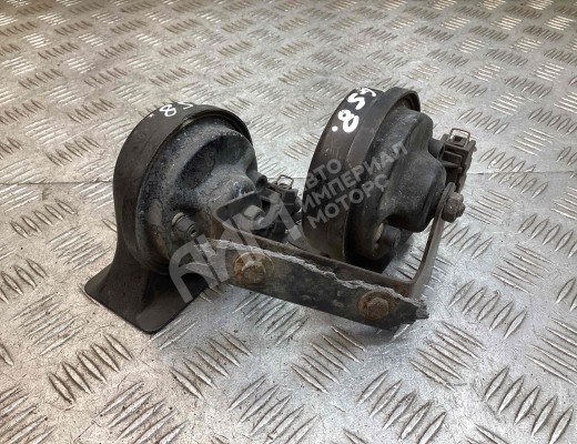 Сигнал (клаксон) Volkswagen Passat B5 (3B) 1996-2000  Volkswagen Passat Passat B5 (3B) 1996-2000