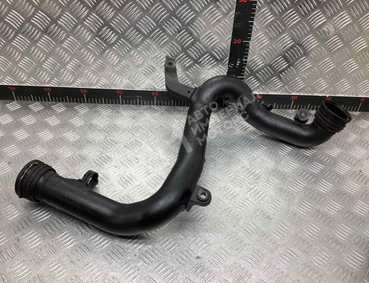Патрубок интеркулера Volkswagen Touran I (1T) 2003-2006  Volkswagen Touran Touran I (1T) 2003-2006