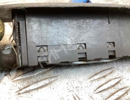 Кнопка стеклоподъемника переднего правого Opel Vectra B 1995-1999  Opel Vectra Vectra B 1995-1999