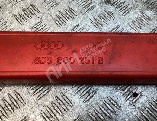 Знак аварийной остановки Audi A4 B6 (8EC, 8E5) 2000-2004  Audi A4 A4 B6 (8EC, 8E5) 2000-2004