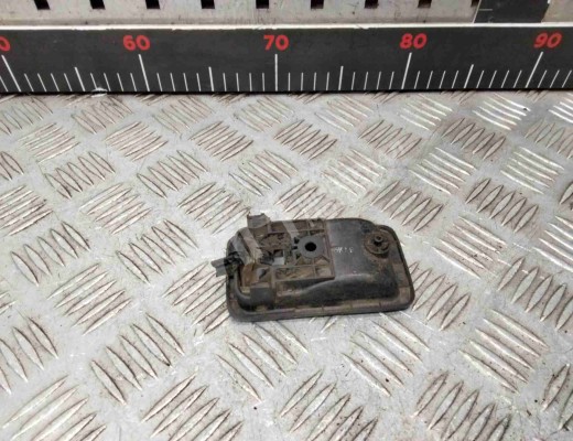 Ручка внутренняя передняя левая Mazda 323 IV (BG) 1989-1994  Mazda 323 323 IV (BG) 1989-1994