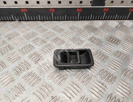 Ручка внутренняя передняя левая Mazda 323 IV (BG) 1989-1994  Mazda 323 323 IV (BG) 1989-1994
