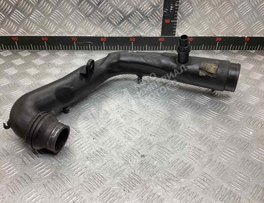 Патрубок интеркулера Volkswagen Touran I (1T) 2003-2006  Volkswagen Touran Touran I (1T) 2003-2006