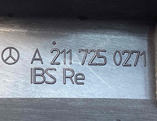 Накладка двери передней правой Mercedes E (W211) 2002-2006  Mercedes E E (W211) 2002-2006