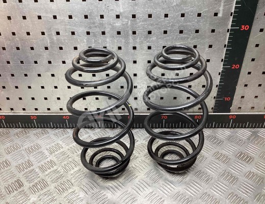 Пружина задняя Opel Astra H 2004-2007  Opel Astra Astra H 2004-2007