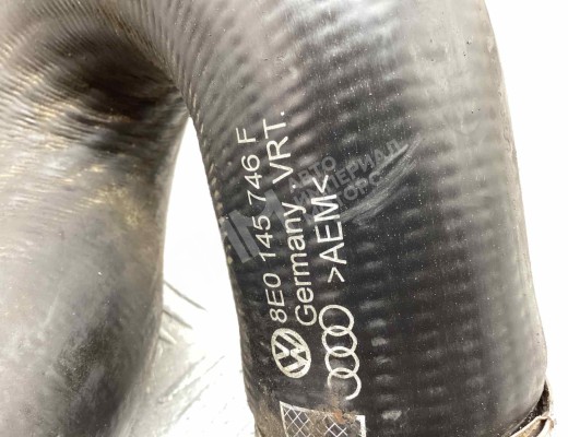 Патрубок турбины Audi A4 B6 (8EC, 8E5) 2000-2004  Audi A4 A4 B6 (8EC, 8E5) 2000-2004