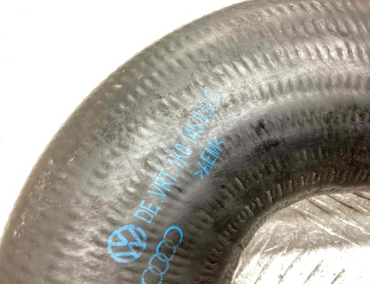 Патрубок интеркулера Volkswagen Touran I (1T) 2003-2006  Volkswagen Touran Touran I (1T) 2003-2006