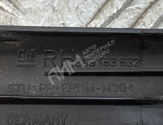 Молдинг стекла двери передней правой наружный Opel Zafira A 2003-2005 рестайлинг  Opel Zafira Zafira A 2003-2005 рестайлинг