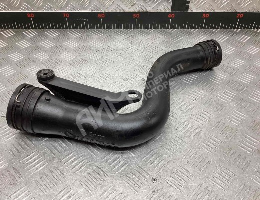 Патрубок интеркулера Volkswagen Touran I (1T) 2003-2006  Volkswagen Touran Touran I (1T) 2003-2006