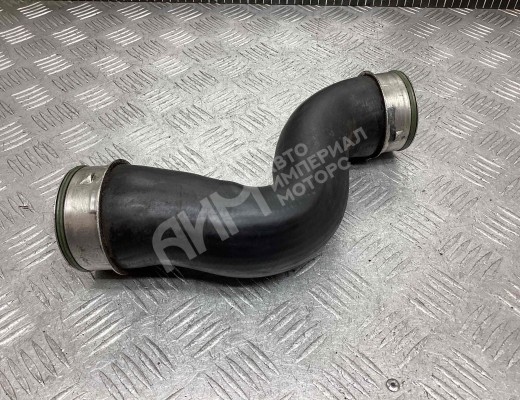 Патрубок интеркулера Volkswagen Touran I (1T) 2003-2006  Volkswagen Touran Touran I (1T) 2003-2006