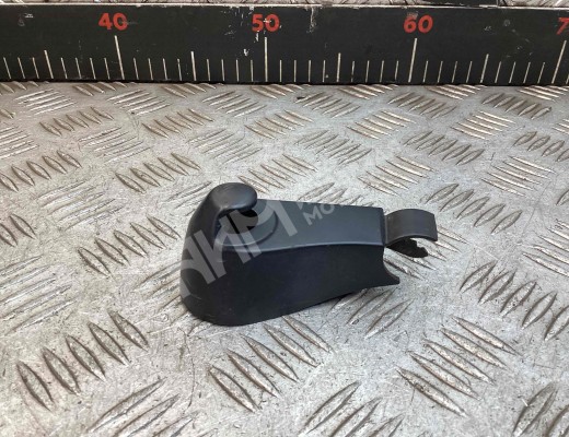 Крышка поводка стеклоочистителя Audi A6 C5 (4B) 1997-2001  Audi A6 A6 C5 (4B) 1997-2001