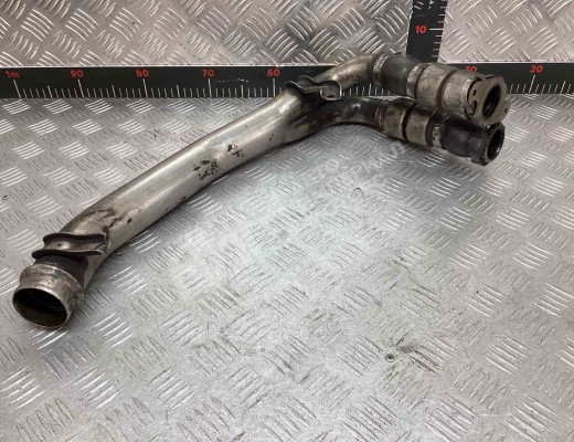 Патрубок интеркулера Peugeot 407 2004-2010  Peugeot 407 407 2004-2010