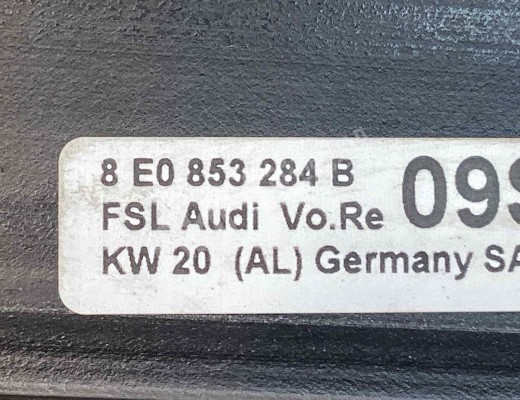 Молдинг стекла двери передней правой наружный Audi A4 B7 (8EC, 8ED) 2004-2008  Audi A4 A4 B7 (8EC, 8ED) 2004-2008