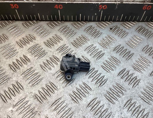 Датчик удара Audi A4 B7 (8EC, 8ED) 2004-2008  Audi A4 A4 B7 (8EC, 8ED) 2004-2008