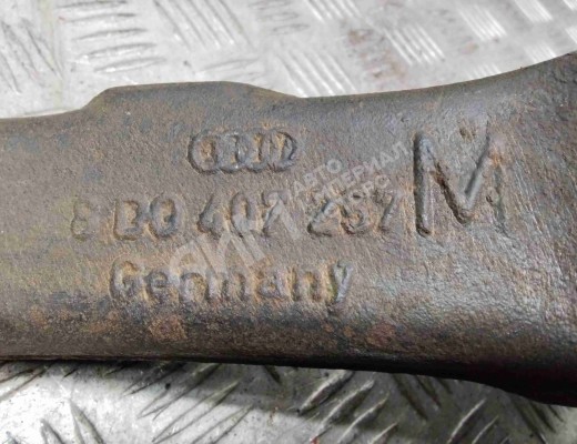 Кулак поворотный левый Audi A4 B5 (8D) 1994-1999  Audi A4 A4 B5 (8D) 1994-1999