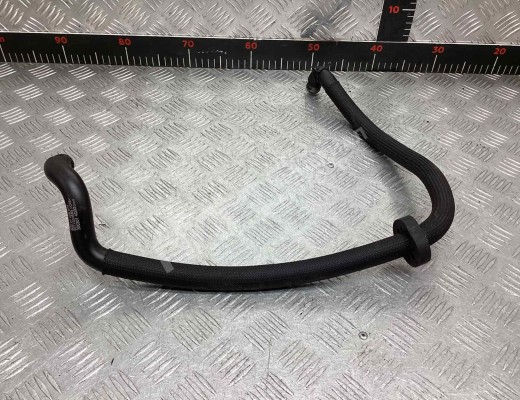 Патрубок вентиляции картера Opel Vectra C 2002-2005  Opel Vectra Vectra C 2002-2005
