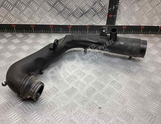 Патрубок интеркулера Volkswagen Touran I (1T) 2003-2006  Volkswagen Touran Touran I (1T) 2003-2006