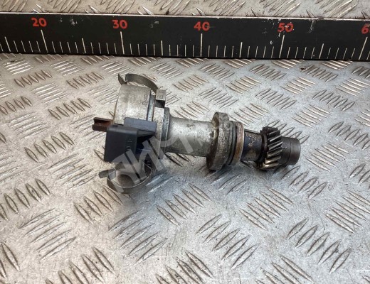 Распределитель зажигания (трамблёр) Volkswagen Passat B3 1988-1993  Volkswagen Passat Passat B3 1988-1993