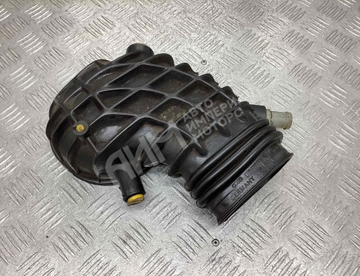 Гофра инжектора Audi 100 C3 1982-1991  Audi 100 100 C3 1982-1991