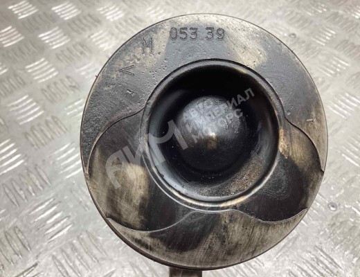Поршень Renault Megane II 2002-2006  Renault Megane Megane II 2002-2006