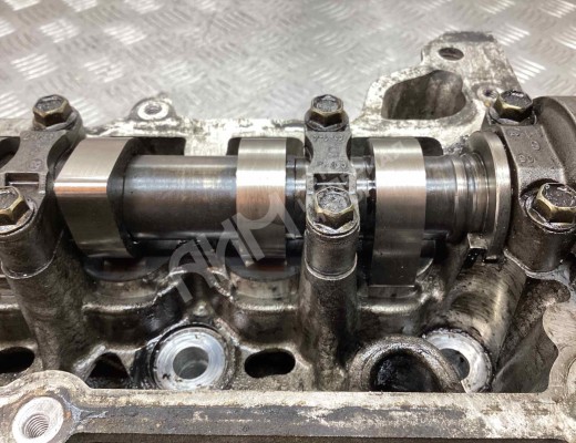 Головка блока цилиндров Renault Megane II 2002-2006  Renault Megane Megane II 2002-2006